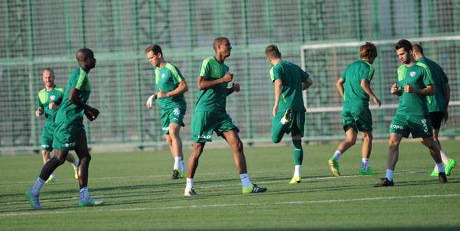 Timsah, Fener’e bileniyor