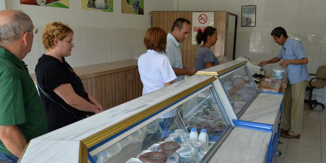 Üniversitenin doğal ürünleri kapışılıyor