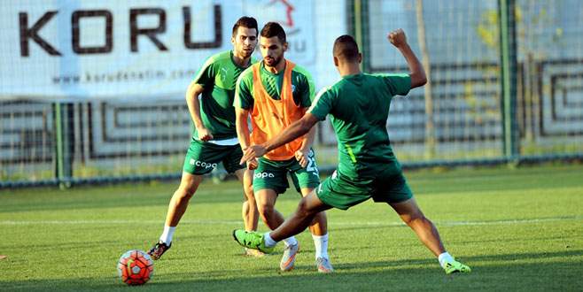 Timsah’ta durmak yok