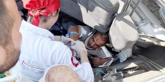 Bursa’da korkunç kaza! Beton mikseri devrildi…