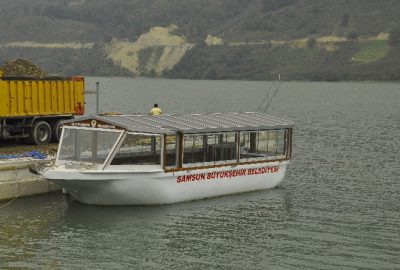 Büyükşehir’den Ayvacık Baraj Gölü’ne Küçük Gezi Teknesi