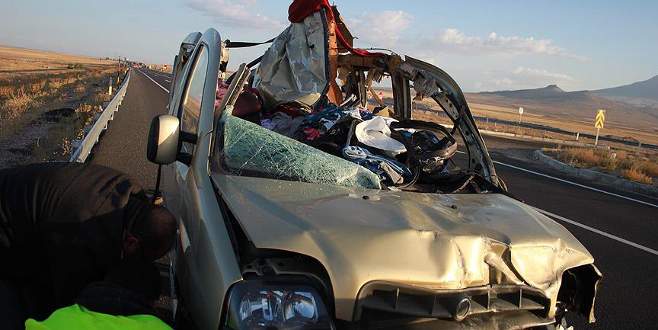 Katliam gibi kaza: 13 ölü