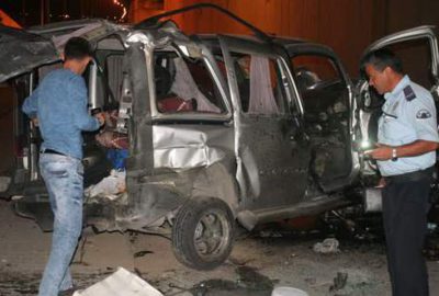 Köprülü kavşaktan yere çakıldı: 3 ölü