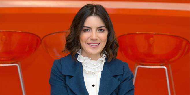 Kadınlar çalışıyor erkekler yönetiyor