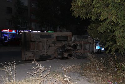 Kamyonet Devrildi: 1 Yaralı