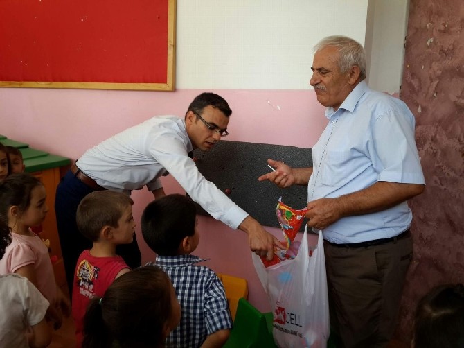 Anasınıfı Ve Birinci Sınıf Öğrencilerine Şekerli Karşılama