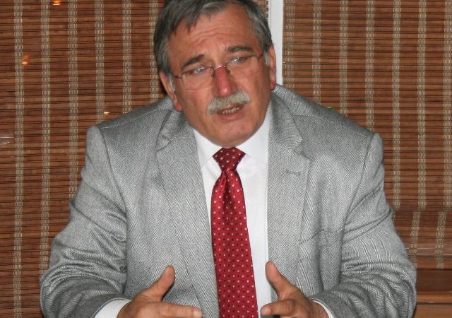 Türk Eğitim-Sen İstanbul İl Başkanı Yrd. Doç. Dr. M. Hanefi