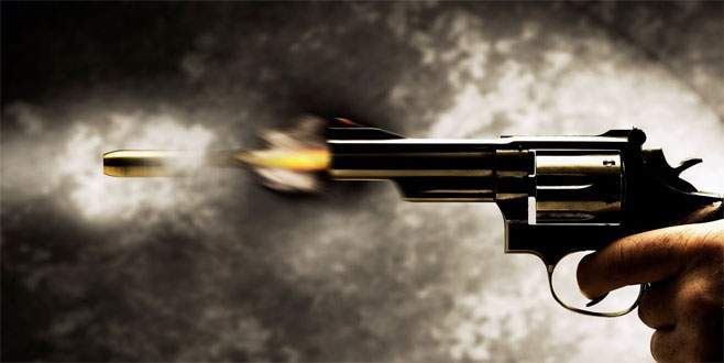 Silahla yaralamıştı, avukatıyla teslim oldu