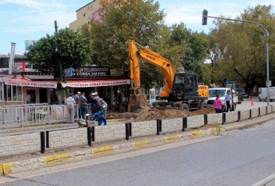 Edremit İstasyon Caddesi Yenileniyor