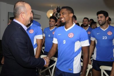 Antalyasporlu ETO’o 3 Kilo Verdi