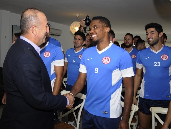 Antalyasporlu ETO’o 3 Kilo Verdi