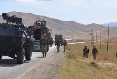 Yüksekova’da askeri araca saldırı!