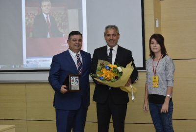 SAÜ İletişim Fakültesi Eğitim Açılış Dersine Abbas Güçlü Katıldı
