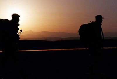 Birliklerine giden 2 er kaçırıldı