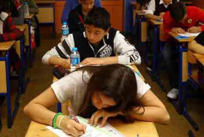 Lise eğitimi zorunlu, ama 2.700 öğrenci evde kaldı!