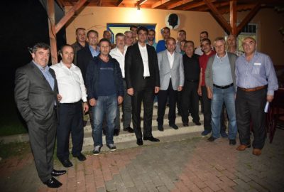 Başkan Üzülmez, Muhtarlık Binasında Vatandaşlarla Bir Araya Geldi