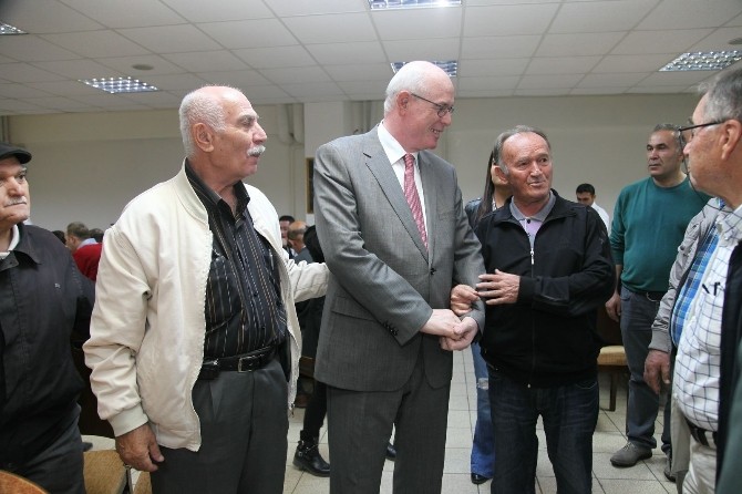 Başkan Kurt, Öğretmen Okulu Mezunlarıyla Buluştu