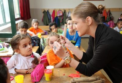Buca’da 34 Bin Öğrenciye Çevreci Kalem