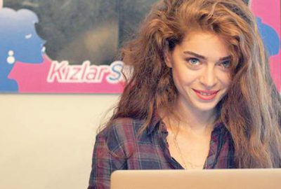 ‘Oyunculuk bilinçli şizofreni demek’