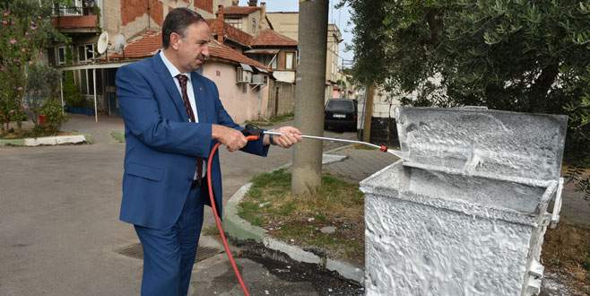 Mustafakemalpaşa’ya 400 çöp konteynırı