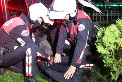 Polis kılıktan kılığa giriyor