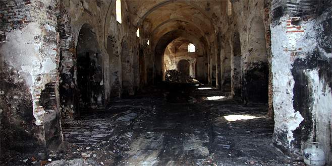 Kapalıçarşı’daki yangında alacak defterleri de yandı