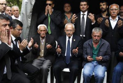 Saldırıda ölen CHP’li gençlere veda