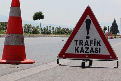 Öğrenci servisi ile kamyon çarpıştı: 1 ölü, 15 yaralı