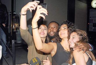 Morali hayranlarıyla düzeldi