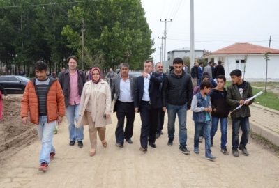 AK Partililer Ağa Ve Çay Mahallelerini Karış Karış Gezdiler