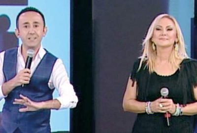 Türkü Diyenler’de Sunal rüzgarı