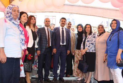 AK Partili Bayanlardan Kansere Karşı Bilgilendirme Etkinliği