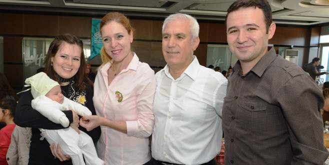 Bozbey, Nilüfer isimli 165 kişiyle kahvaltıda buluştu