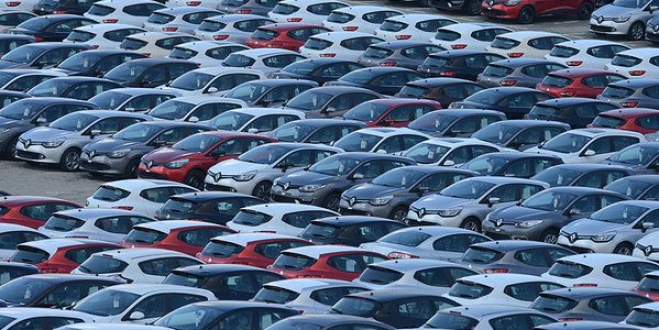 Dünya otomotiv üretimi yerinde saydı