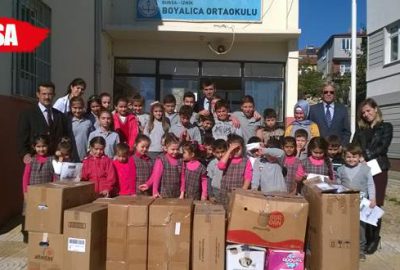 Boyalıcalı öğrencilerden köy okuluna yardım