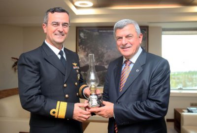 Tuğamiral Kızılelma’dan, Başkan Karaosmanoğlu’na Ziyaret