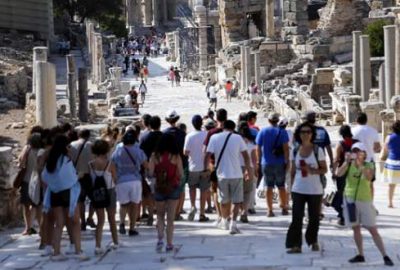 Turizm gelirleri yüzde 4,4 azaldı