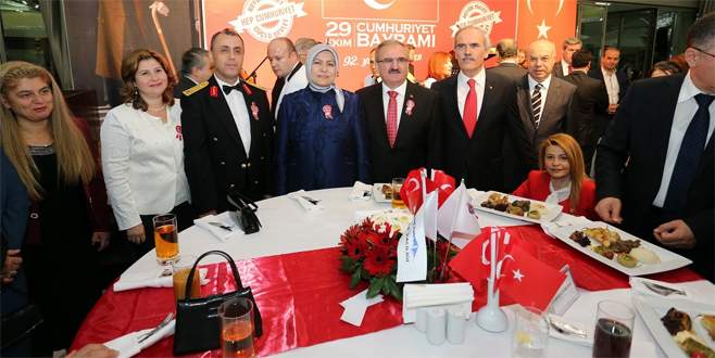 Bursa Valiliği’nden Cumhuriyet resepsiyonu