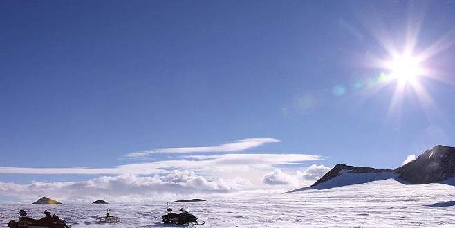 Ozon deliği rekor seviyede büyüdü