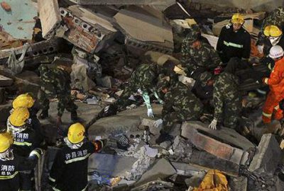 Çöken bina 17 kişiye mezar oldu