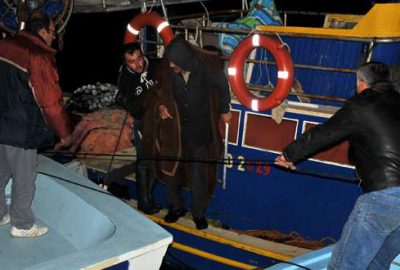 Kaçakları taşıyan 3 bot battı: 3’ü çocuk 4 kişi öldü