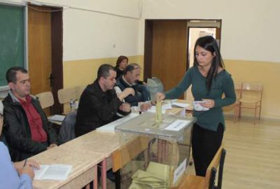 Bursa’da oy verme işlemi başladı