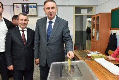 Başkan Kurtulan oyunu kullandı