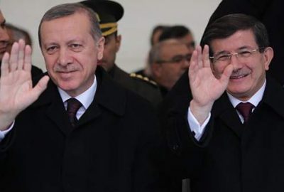 Erdoğan ve Davutoğlu Twitter’da mesajlaştı
