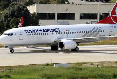 Uçakta gürültü şikayeti acil iniş yaptırdı