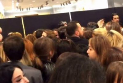 Ünlüler ürün alabilmek için birbirleriyle yarıştı!