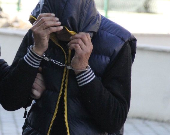Samsun’da 2 ayrı iş yerinden para ve cüzdan çaldığı iddia