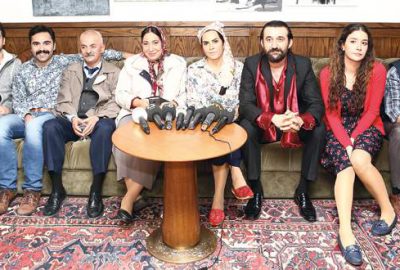 Dev kadro güldürecek