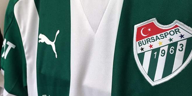 Timsah ‘efsane çubuklu’ ile sahada