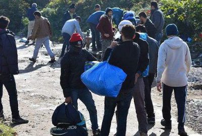 İspanya ilk sığınmacı grubunu ülkeye getirdi